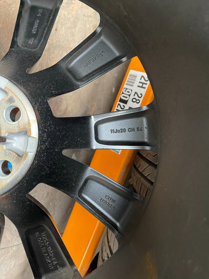 2022 Jaguar F Type 20" Velg Racing Belakang Diamond Turned MX531007FA