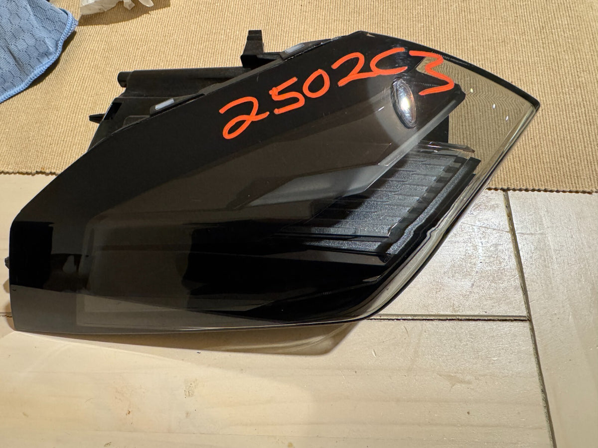 2024 PEUGEOT 2008 TAIL LIGHT LAMP LEFT Hatchback 2019-2024