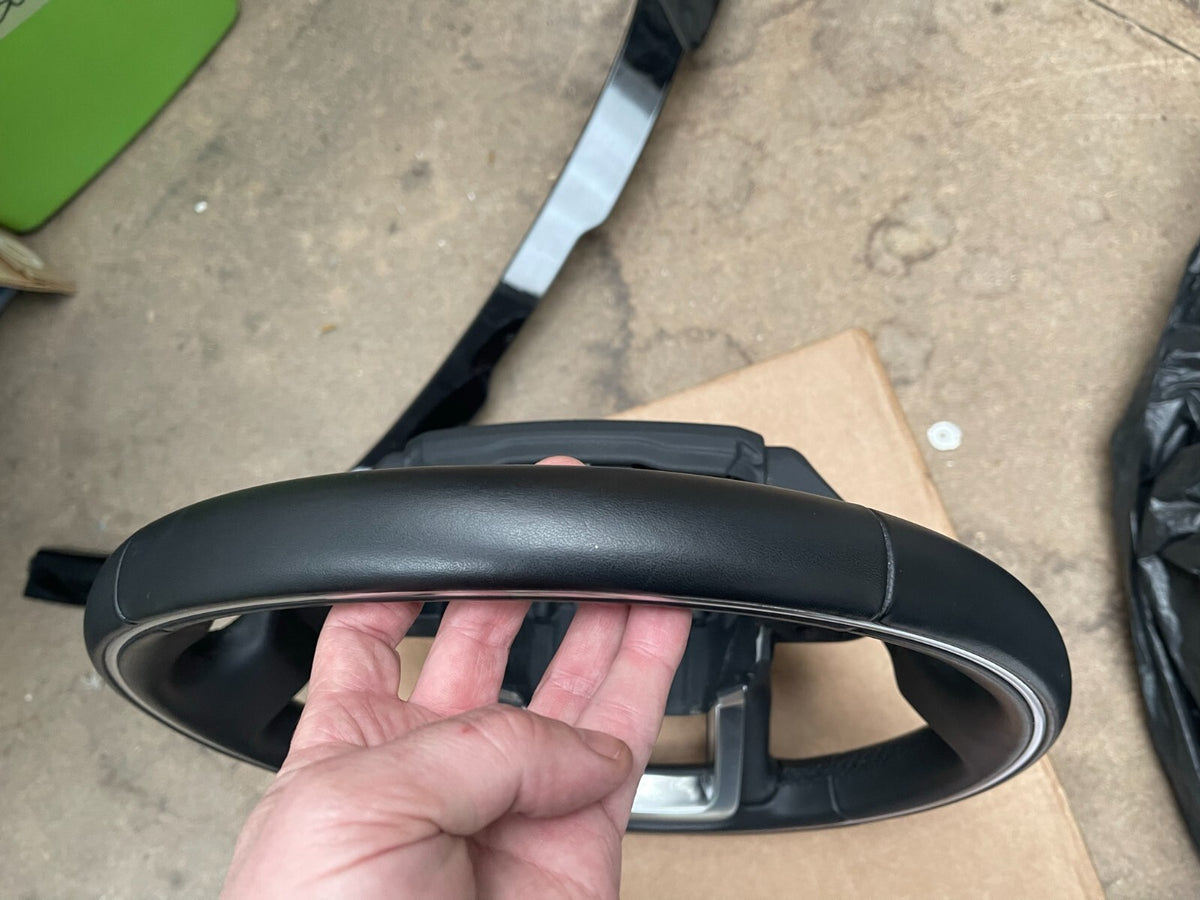 LR115724 steering wheel for Discovery Sport 2015  on Range Rover Evoque 2019 on