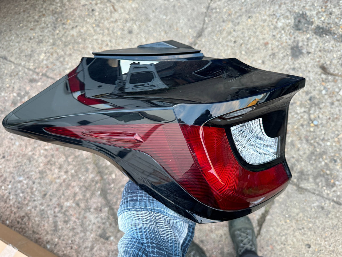 Toyota Yaris 2020-2024 Hatchback Left Side Tail Light Outer 81561K0030 EXCELLENT