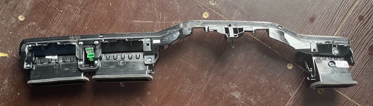 2021 Range Rover Evoque L550 Dashboard Air Vent Trim OEM 19-ON K8D201412 RHD