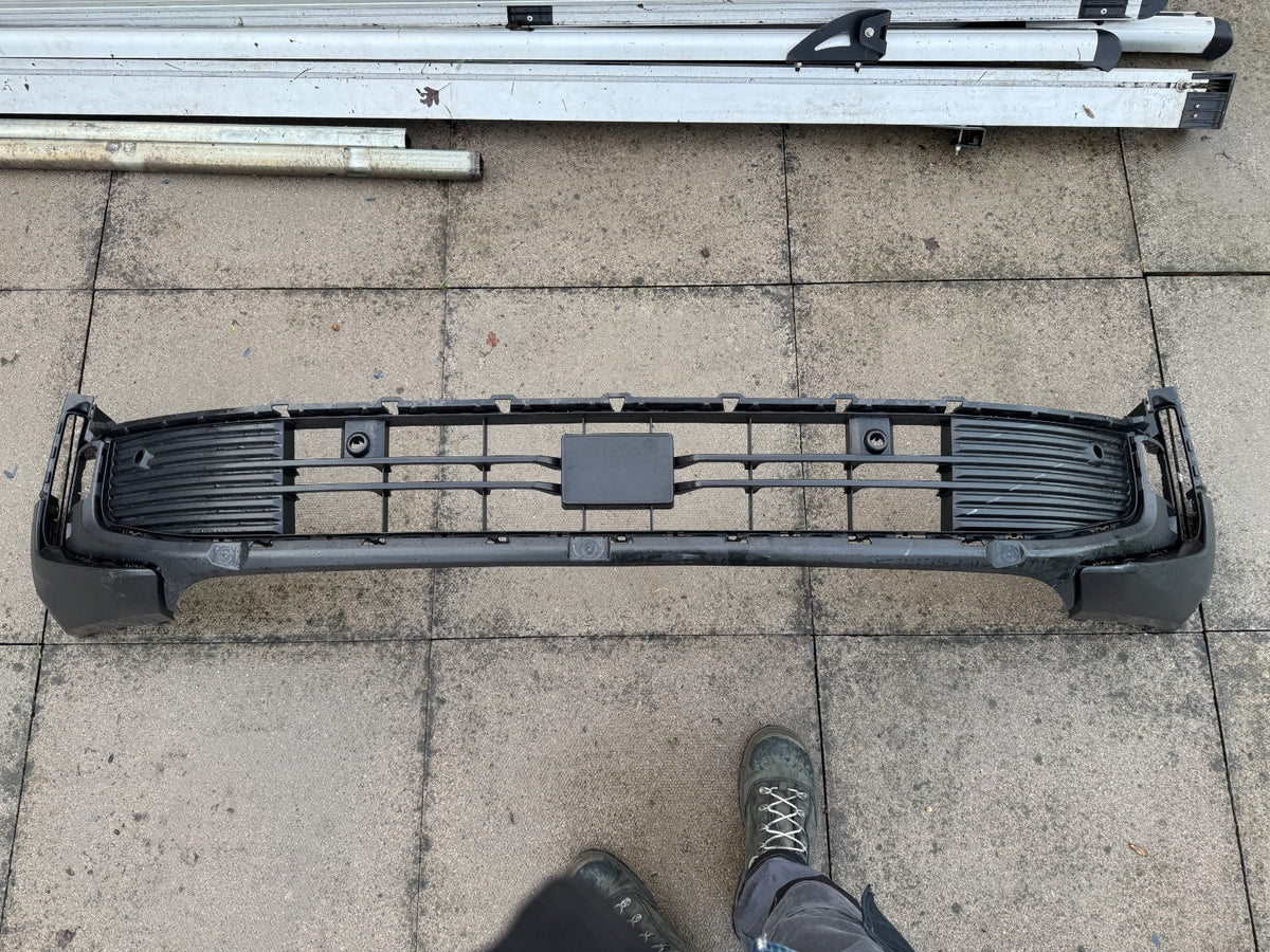 FORD EXPLORER Front Lower Grill 2024 OEM R2KB-17C831-C Used Genuine without trim