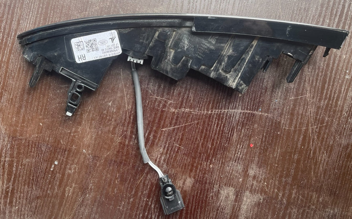 2022 RANGE ROVER EVOQUE RIGHT SIDE TAILGATE FACTORY OEM