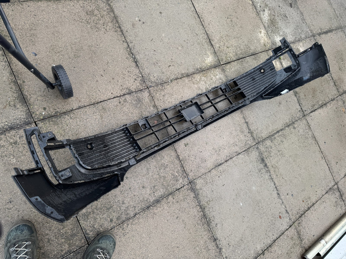 FORD EXPLORER Front Lower Grill 2024 OEM R2KB-17C831-C Used Genuine without trim