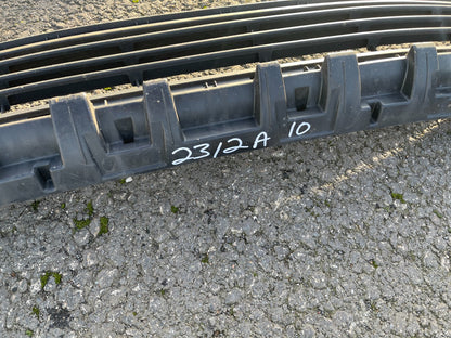 กระจังหน้ากันชนหน้า Vauxhall Vivaro B Renault Trafic 3 แท้ OEM