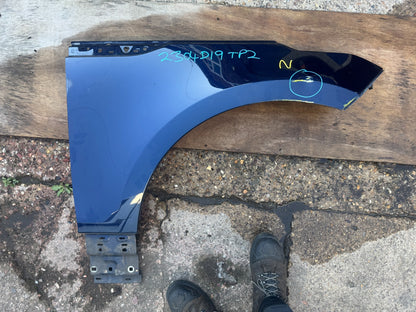 RANGE ROVER VELAR DYNAMIC HSE RIGHT WING 2017-2023 J8A216A182 DENTED