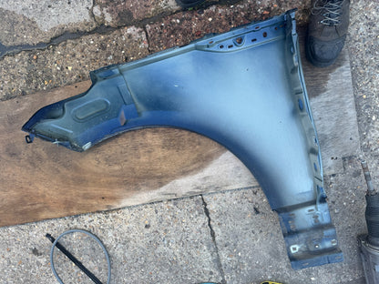 RANGE ROVER VELAR DYNAMIC HSE RIGHT WING 2017-2023 J8A216A182 DENTED
