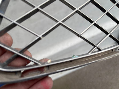 Bentley Continental GT Supersport Front bumper lower grill left 3W8807683