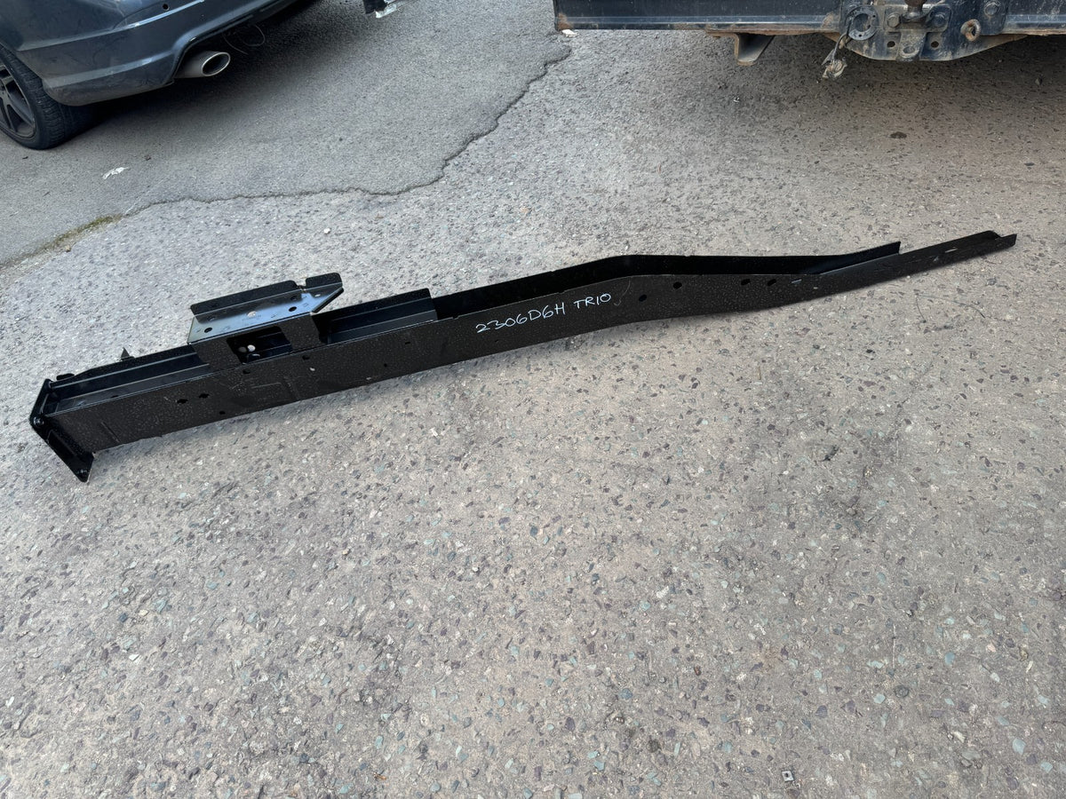 NEW GENUINE RENAULT MASTER REAR CHASSIS SIDE MEMBER RIGHT 751128032R