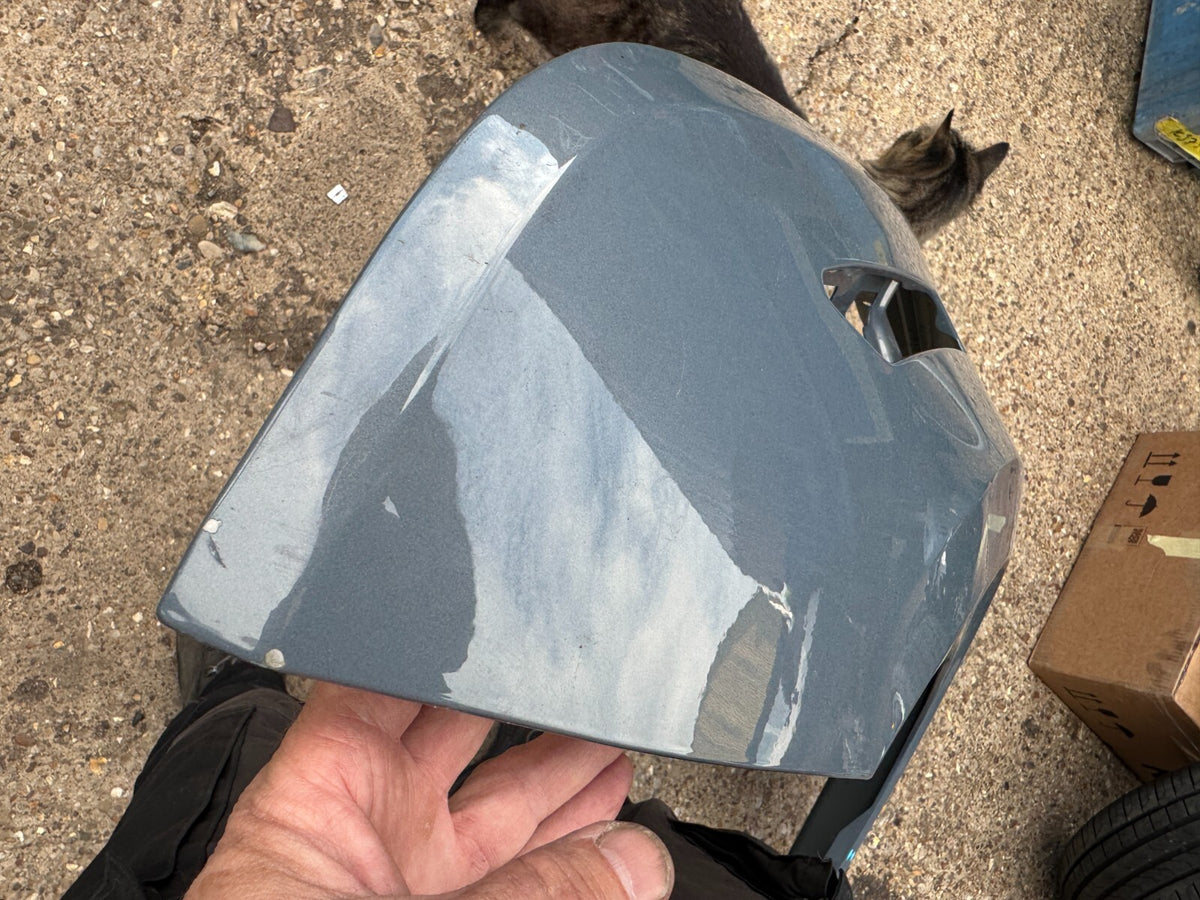 Polestar 3 front left wing fender minimal scratches - next day delivery