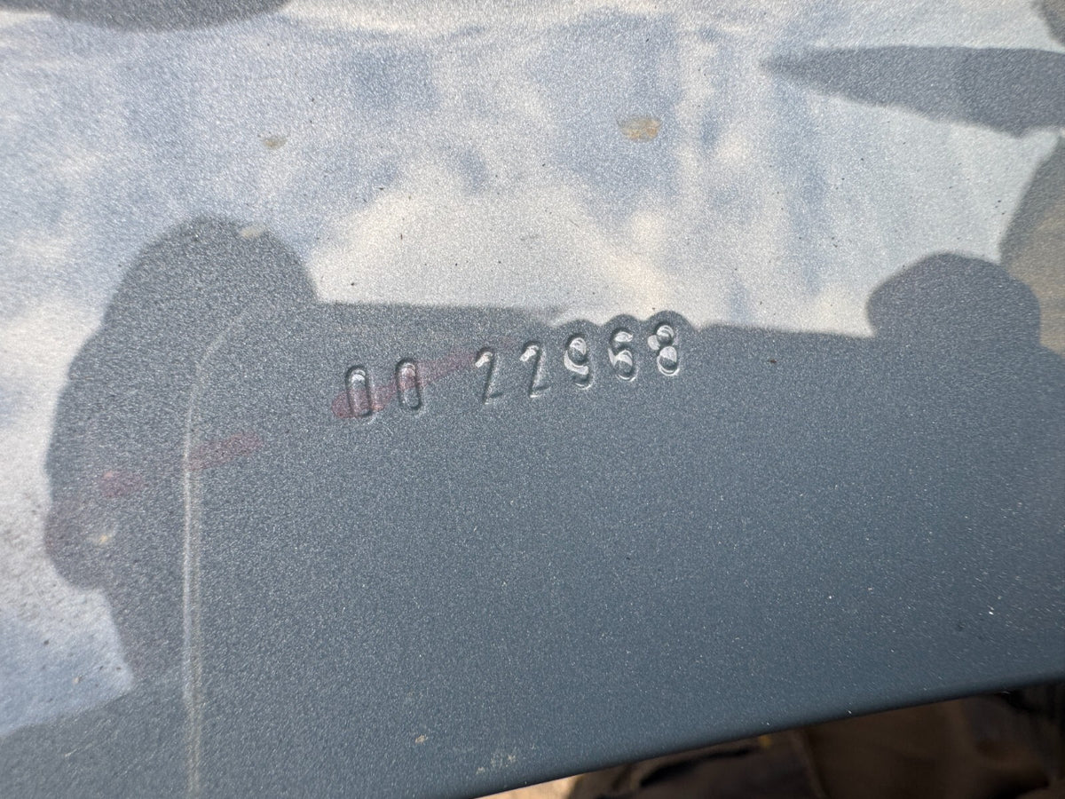 Polestar 3 front left wing fender minimal scratches - next day delivery