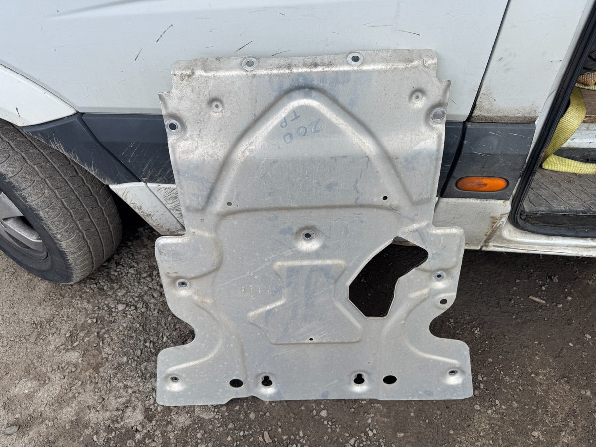 LAND ROVER DISCOVERY 5 แผ่นกันกระแทกใต้ห้องเครื่อง 2022 L462 R-DYNAMIC MPLA-5F002