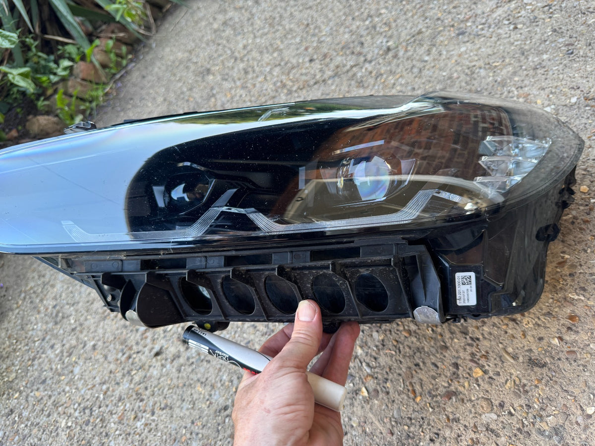 ไฟหน้า LED ซ้าย OEM BMW M3 M4 G80 G82 2020 ~ 2024 มีรอยขีดข่วน โคมดำ ALL BLACK