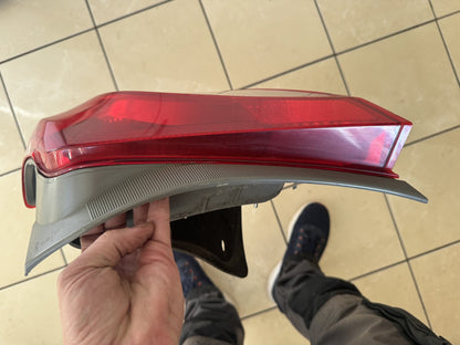 TOYOTA YARIS MK3 XP130 RIGHT REAR TAIL LIGHT 2011-2014 81551-0D370