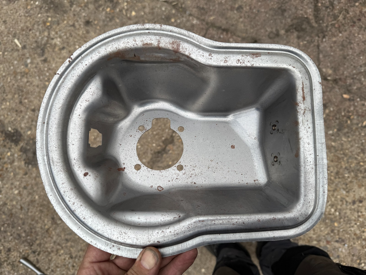 10270228chn MG Fuel Tank Filler Housing
