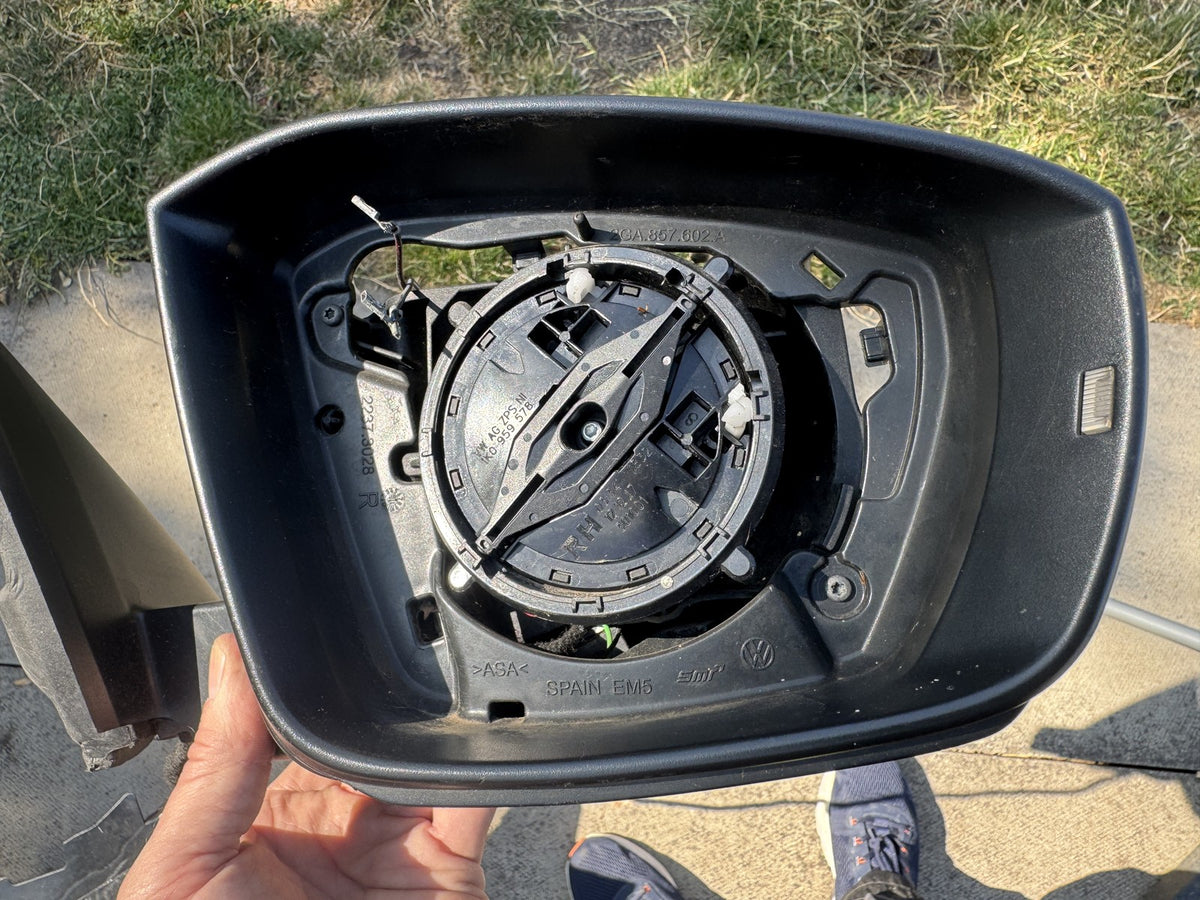 VW T-ROC RIGHT DOOR MIRROR POWER FOLD SPARES REBUILD 2GA857602A 1K0959578