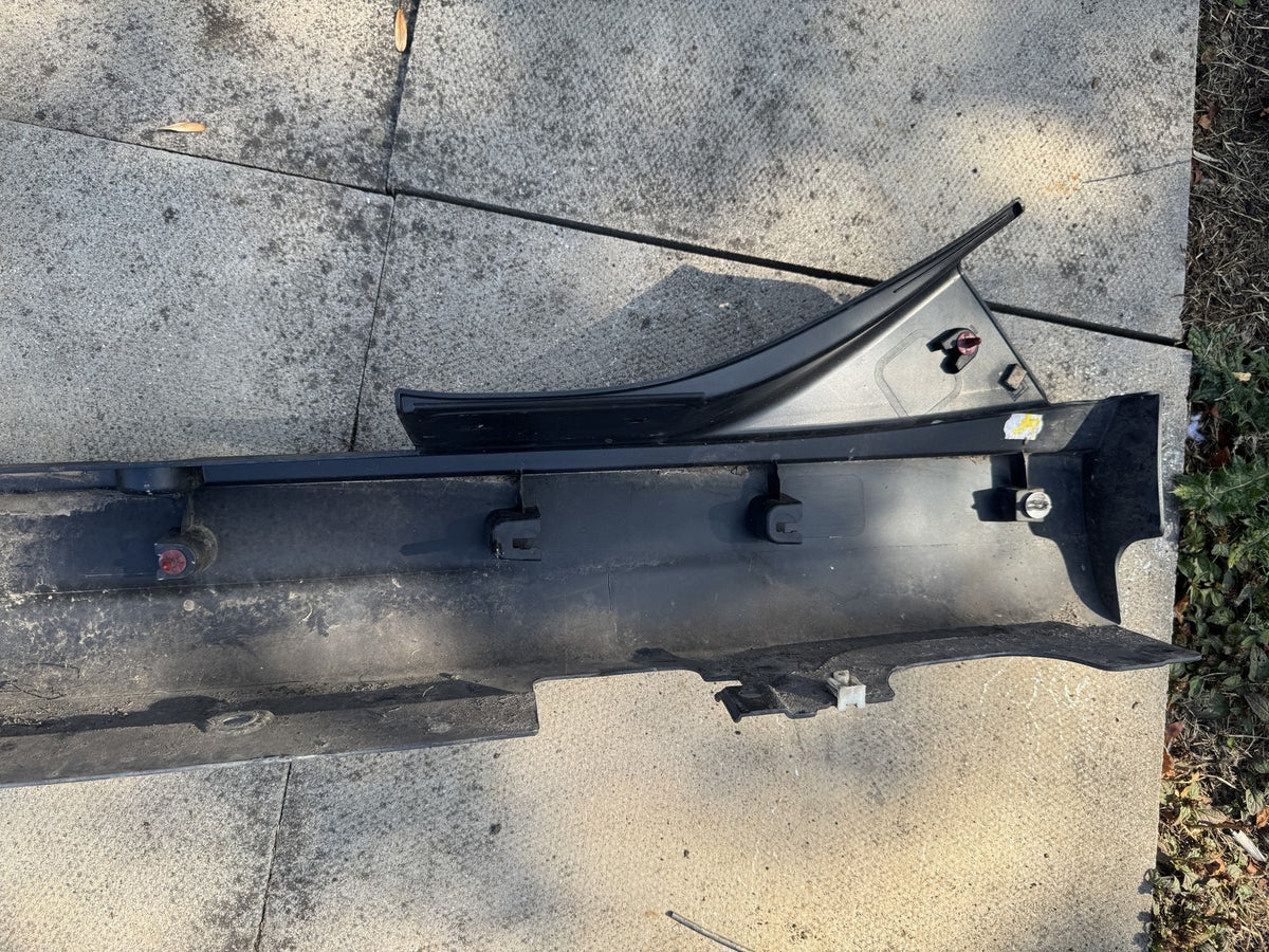 MINI COOPER S F55 RIGHT SIDE SKIRT SILL COVER 51777315524