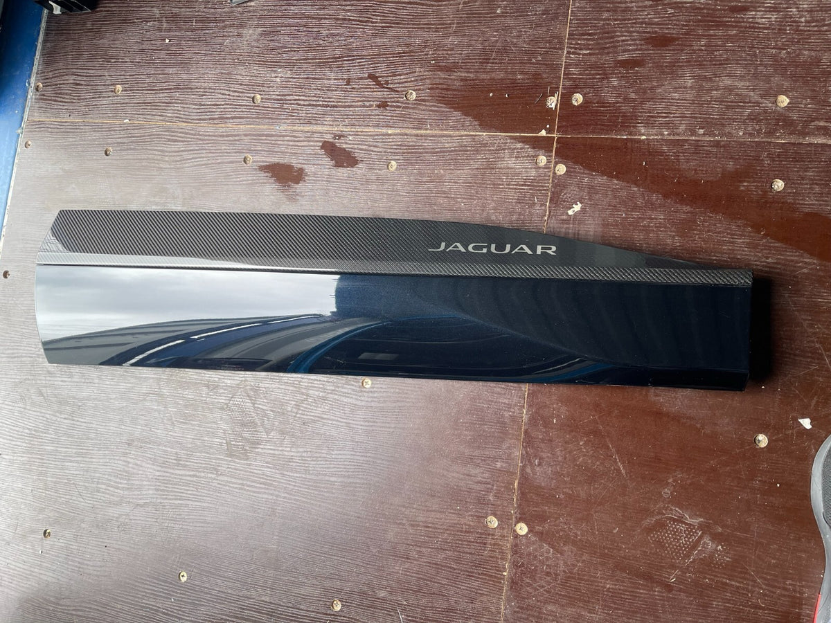 Jaguar I Pace List Moulding Pintu Samping Kanan Depan J9D3-21064-A Original