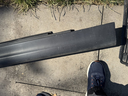 MINI COOPER S F55 RIGHT SIDE SKIRT SILL COVER 51777315524