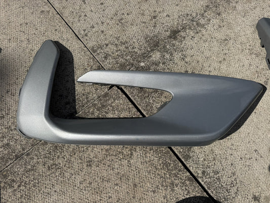 Ford PUMA ST-LINE 2020-2024 Parachoques Delantero Derecha Tapa Faro Niebla OEM