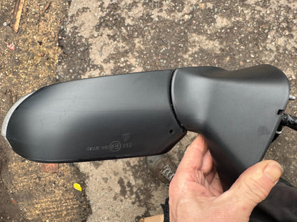 TOYOTA YARIS CROSS MXP Spion Sisi Kanan 879100DE90 ORIGINAL
