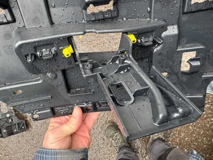 LAND ROVER RANGE ROVER SPORT L461 FRONT BUMPER MOUNTING BRACKET N9X217C863A LEFT