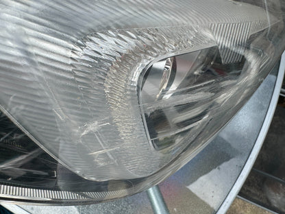 Đèn pha phải SUBARU Levorg DBA-VMG 84002VA000 Tay lái nghịch UK CẦN ĐÁNH BÓNG