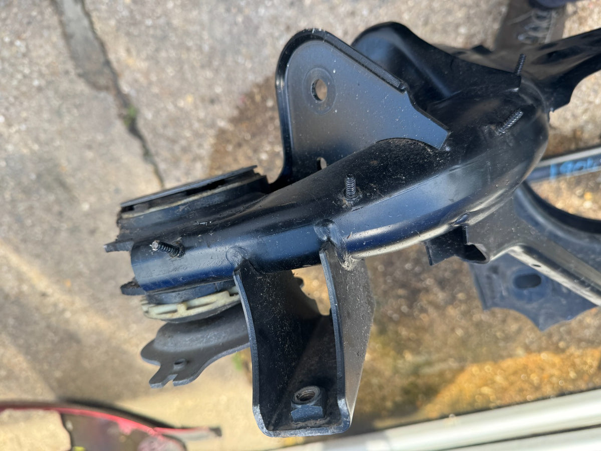 VW ID.3/4/5 Cupra Born Audi Q4 E-Tron Skoda Enyaq 2025 Subframe Belakang 1EA505235BM