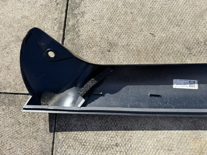 RANGE ROVER L460 2022-ON LEFT A PILLAR TRIM FINISHER GLOSS BLACK M8E2-025A53-AC
