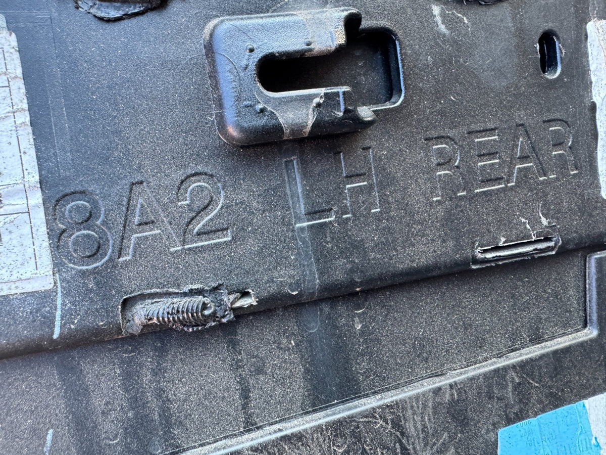 2025 GENUINE RANGE ROVER VELAR L560 REAR LEFT DOOR LOWER MOULD J8A2274A49B