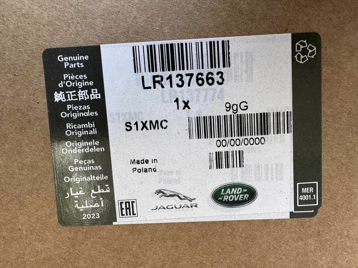LAND ROVER DISCOVERY 5 L462 REAR RIGHT DOOR SEAL LR137663 HY32-250A20 NEW