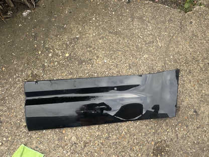2019-2023 Land Rover Defender Rear Left Door Molding OEM L8B2-274A49-A