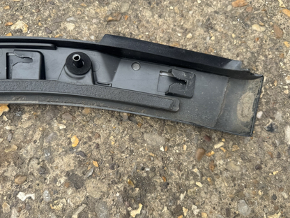 Cupra Formentor Rear LH arch trim se0493y10