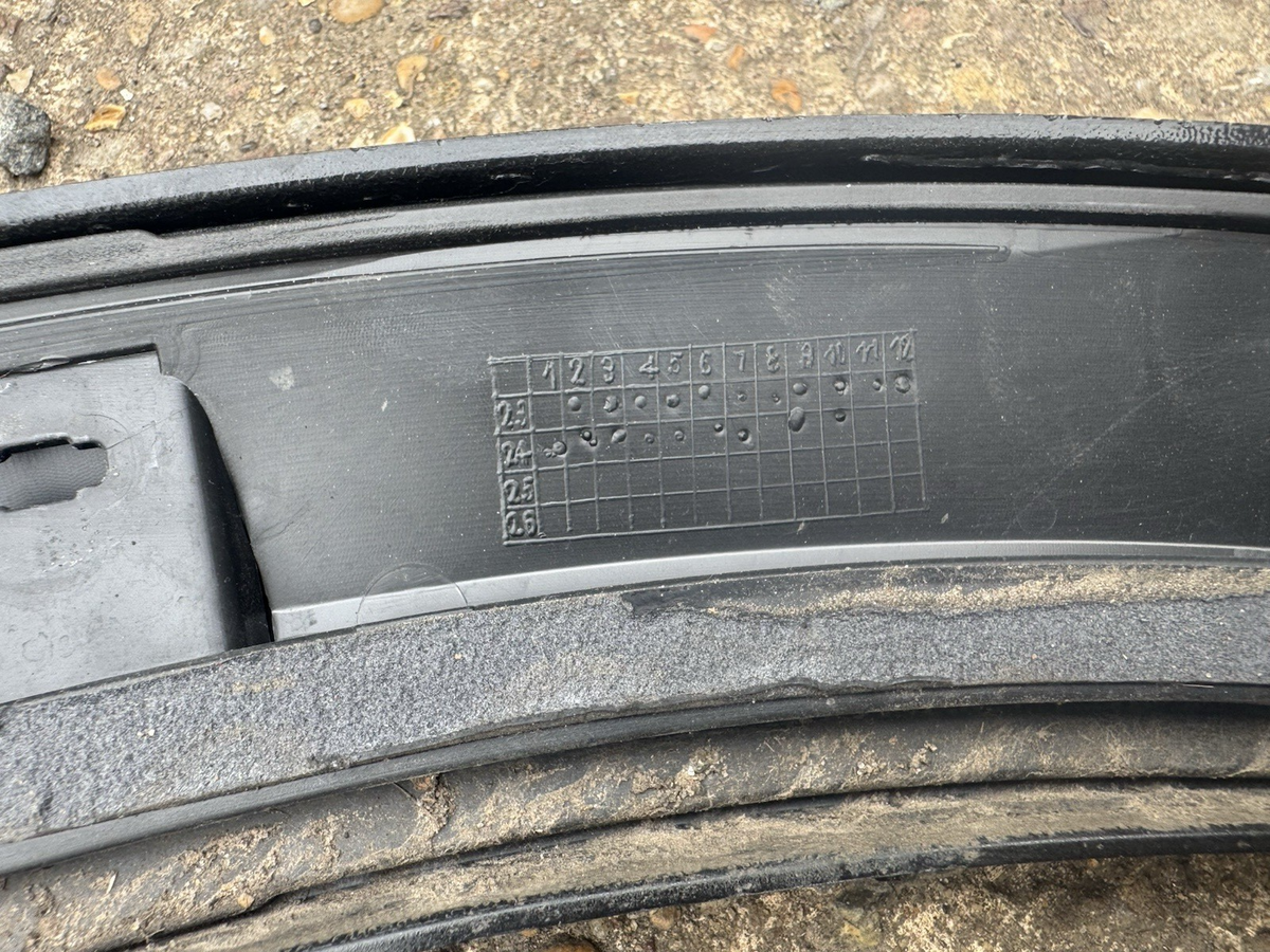 Cupra Formentor Rear LH arch trim se0493y10