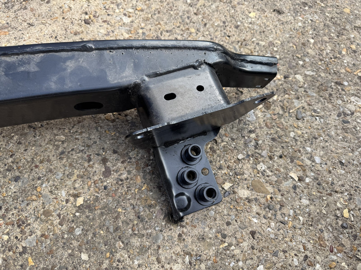 GENUINE RANGE ROVER L460 VOGUE 2022-ON REAR BUMPER CRASH BAR M8E2-17906-AE