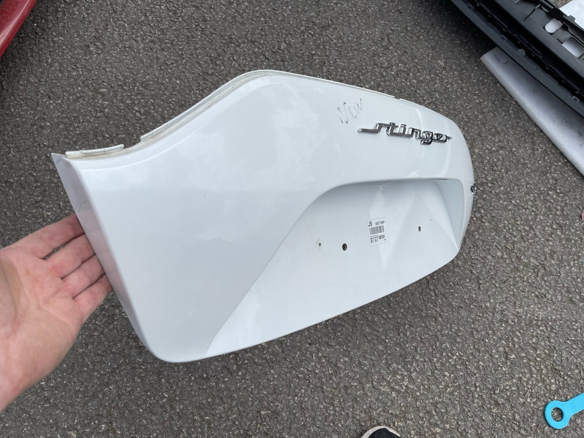 KIA STINGER GT S TAILGATE BOOT LID TRIM COVER MOULDING 87371-J5000 2017-2021
