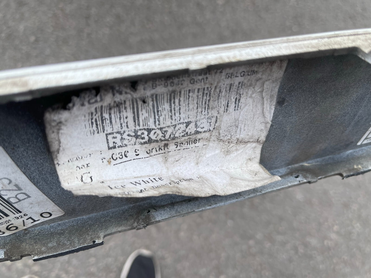 VOLVO XC90 NẸP LIP DƯỚI CẢN SAU 2014 31353271 OEM