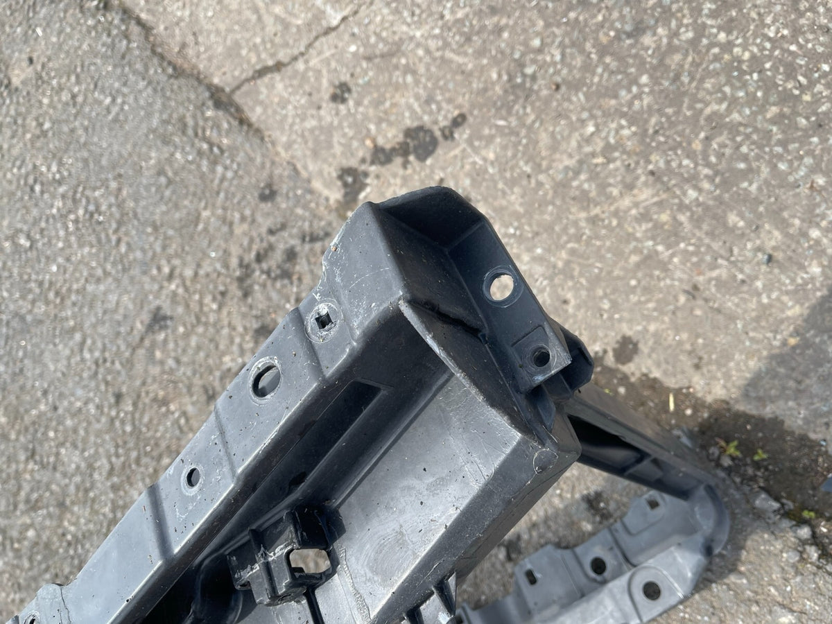 PEUGEOT 207 CC Slam Panel Frame Kit 9650102080 Damaged