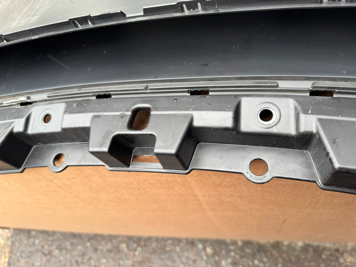 Jaguar I Pace X590 引擎蓋內襯下導風管 J9D316C628A