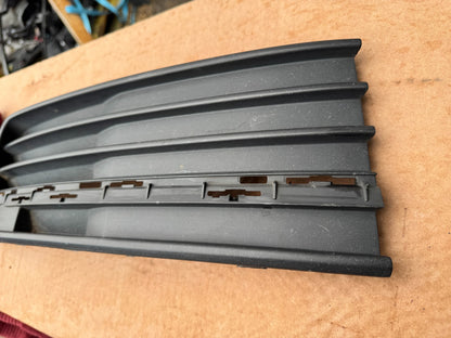 Grille Kanan Depan VW TRANSPORTER T6 Original 7E5853684