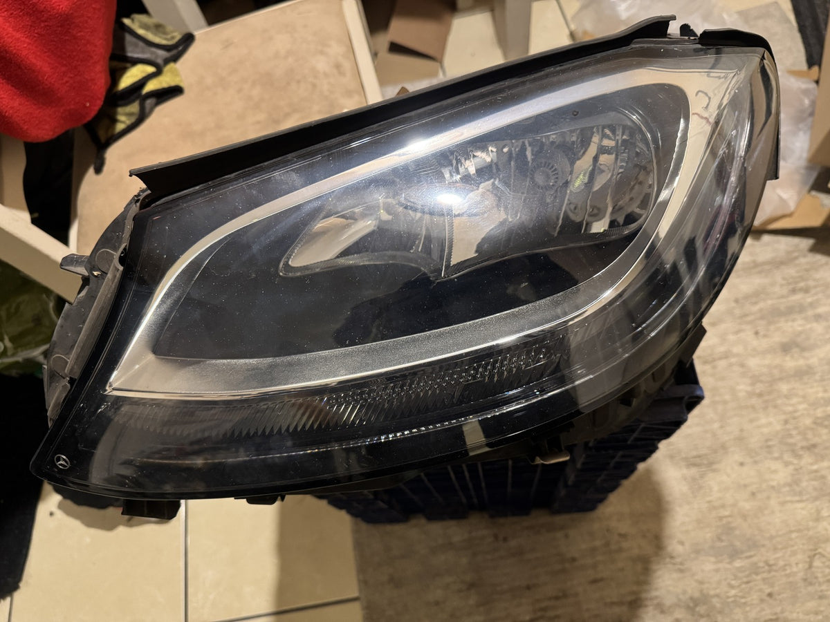 MERCEDES C-CLASS W205 LEFT HEADLIGHT A2059066702 SPARES REPAIR GOOD LENS 2014-21