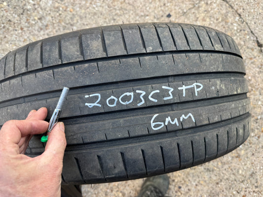 1x 255 35 21 98Y Tayar Jalan Raya Prestasi Tinggi XL Falken Azenis FK520 - 2553521 6mm
