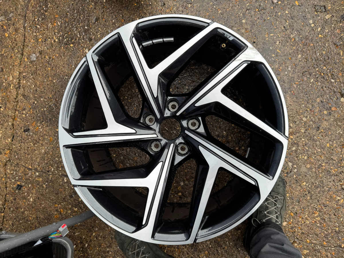 Audi Q6 SQ6 E-TRON 21" Alloy Wheel 10Jx21H2 285/40/21 85H601025S