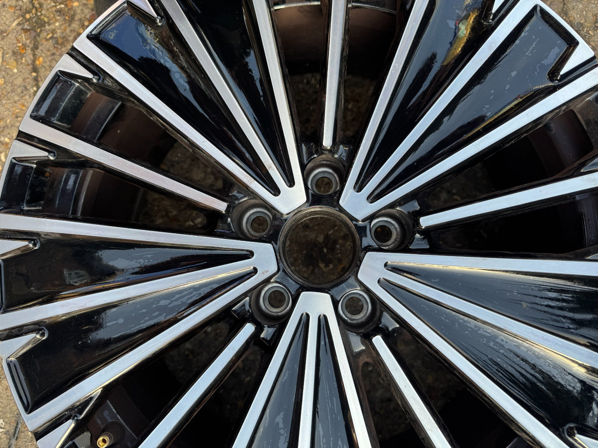 VELG RACING VOLKSWAGEN VW PASSAT 18" 7.5J NAPOLI ELEGANCE 571601025K ORIGINAL