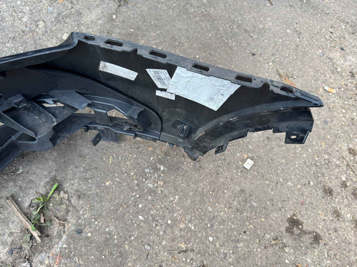 GENUINE AUDI Q3 2014-2017 REAR BUMPER 8U0807385C DAMAGED