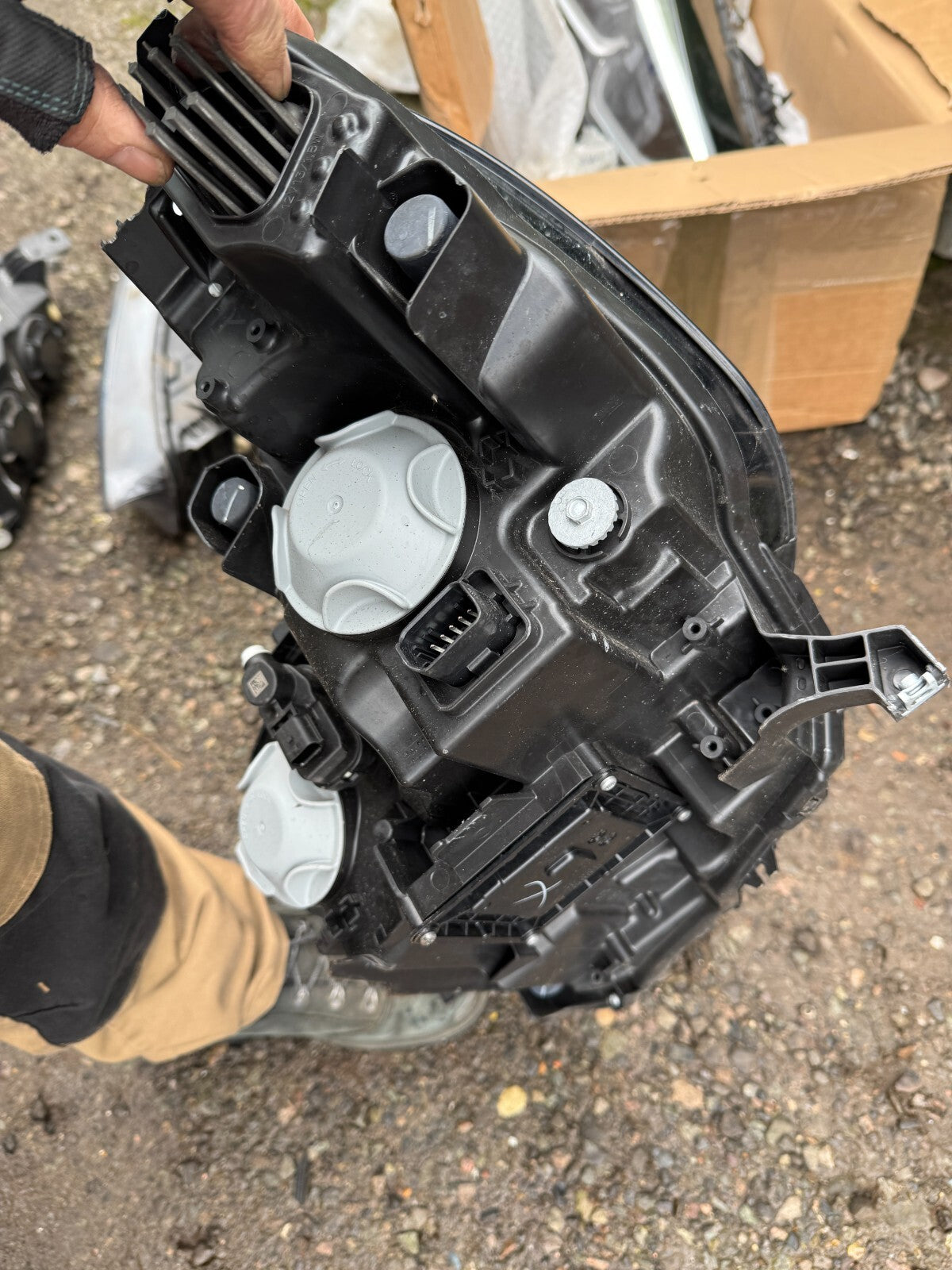 RENAULT KANGOO RIGHT LED HEADLIGHT 260108803R 2020 2023
