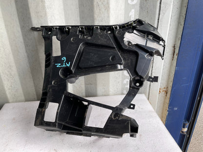 Dudukan G20, Bumper Belakang Kiri M 51128085487 BMW Original