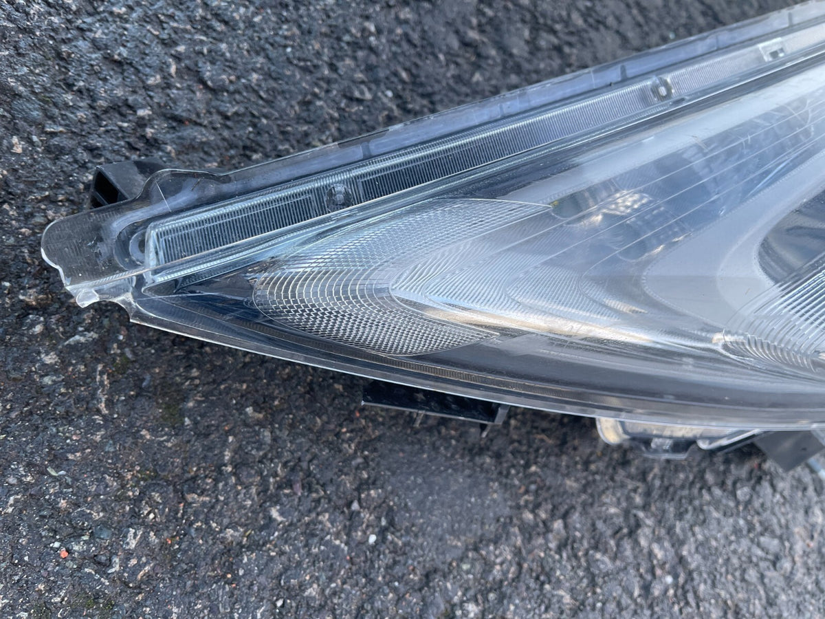 NISSAN JUKE F15 FACELIFT FRONT LED DRL HEADLIGHT LEFT 2022