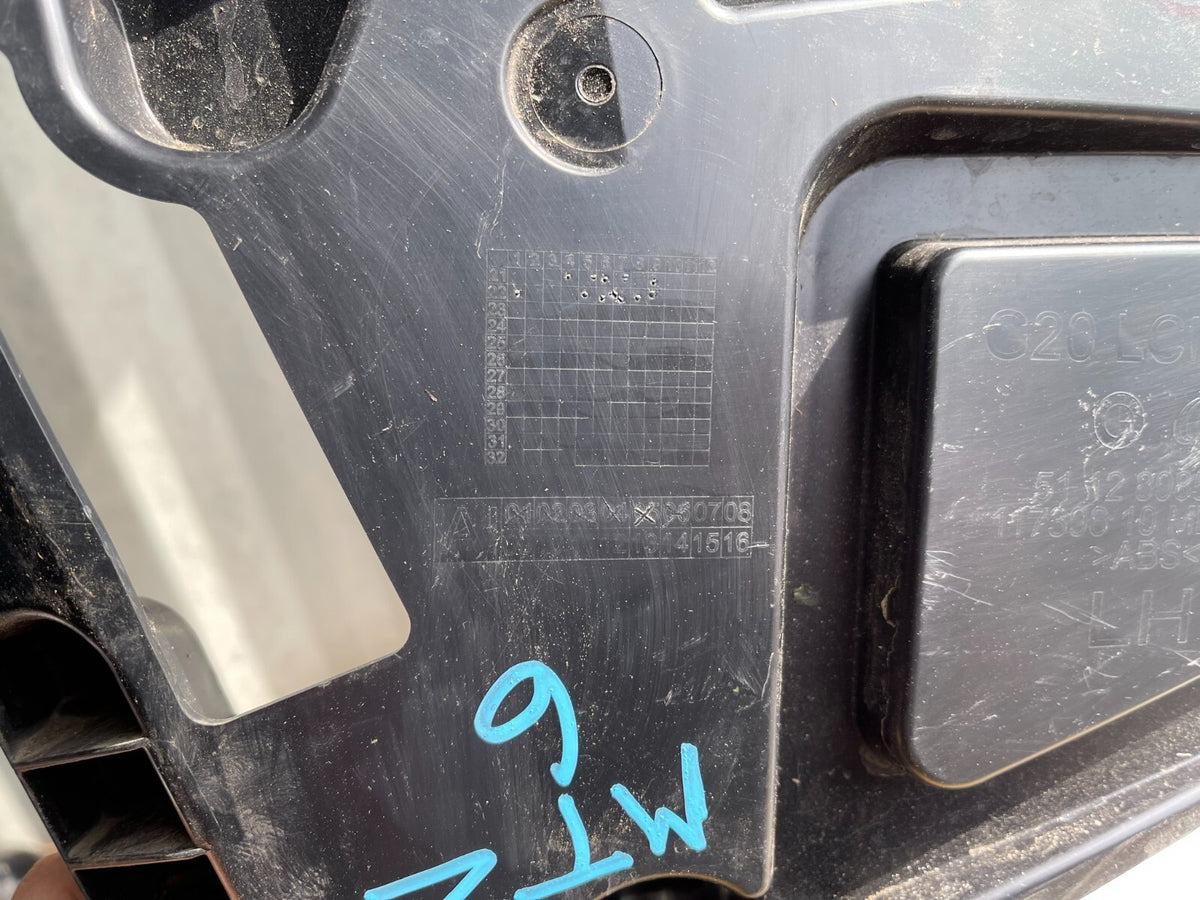 Dudukan G20, Bumper Belakang Kiri M 51128085487 BMW Original
