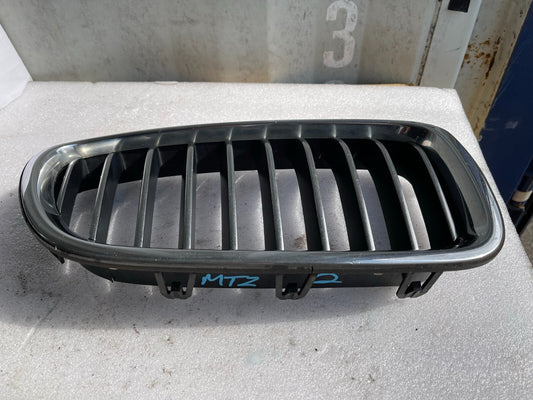 ОРИГИНАЛНА РЕШЕТКА BMW 5 СЕРИЯ 4 Врати Седан БЪБРЕК 7336478 09-17